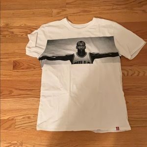 Large Michael Jordan white tee shirt graphic MJ